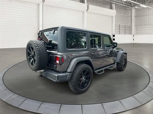 Used 2019 Jeep Wrangler Unlimited Sport S AWD/4WD image 5