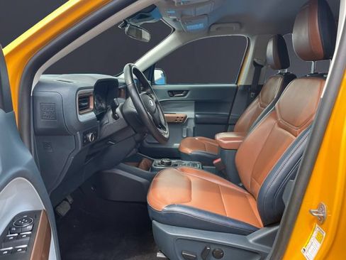 Used 2023 Ford Maverick Lariat FWD image 9