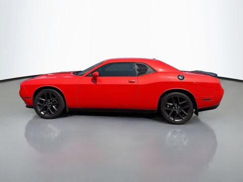 Used 2022 Dodge Challenger SXT w/ Blacktop Package RWD image 4