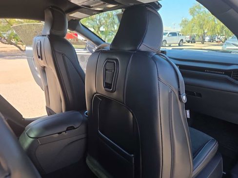 Used 2025 Ford Mustang Coupe RWD image 16