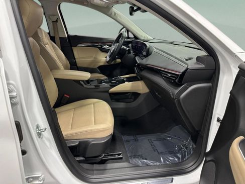 Used 2024 Buick Envision Preferred image 21