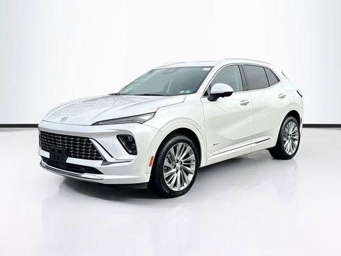 Used 2024 Buick Envision Avenir image 3