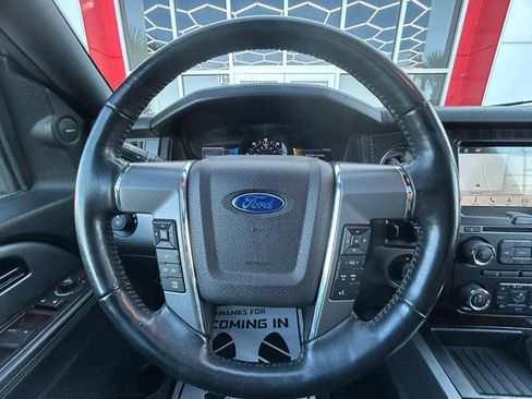 Used 2017 Ford Expedition Platinum AWD/4WD image 10