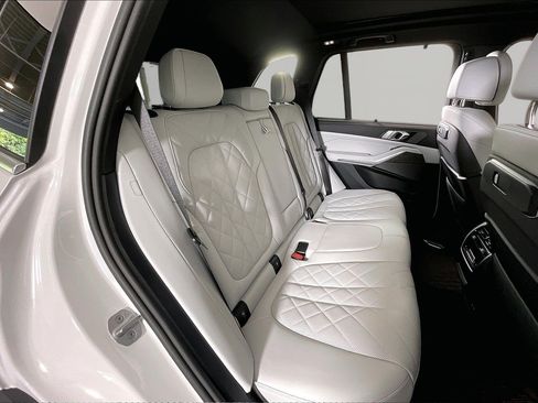 Certified 2026 BMW X5 xDrive40i AWD/4WD image 25