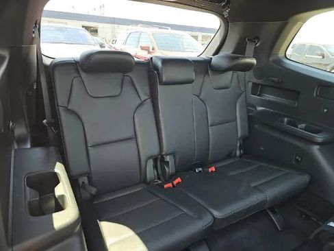 Used 2023 Hyundai Kona SE w/ Cargo Package FWD image 14