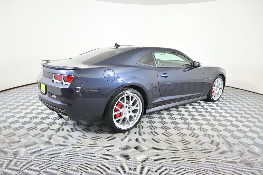 Used 2013 Chevrolet Camaro LT w/ Dusk Special Edition RWD image 6