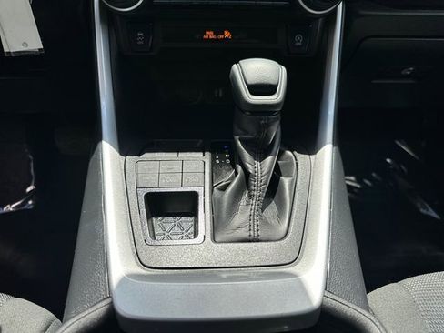 Certified 2025 Toyota RAV4 LE AWD/4WD image 29