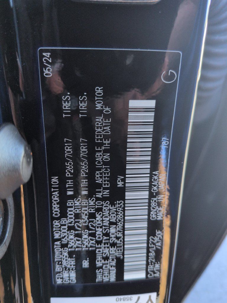 Used 2024 Toyota 4Runner TRD Pro AWD/4WD image 29