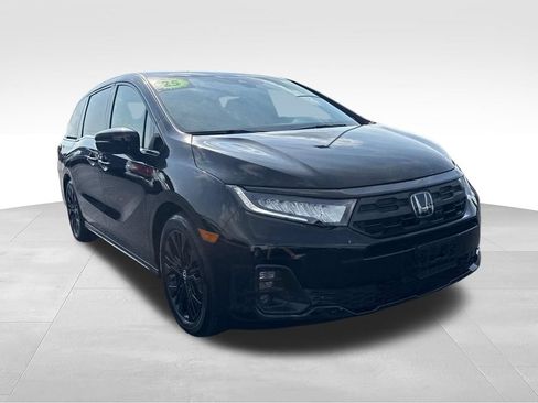 Used 2025 Honda Odyssey Sport-L image 8