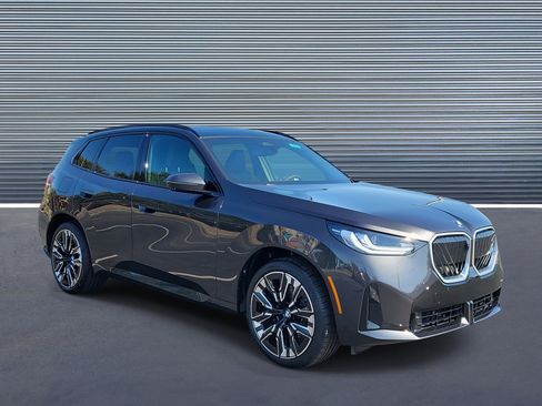 New 2026 BMW X3 xDrive30 w/ Premium Package image 2