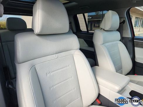 Certified 2024 Hyundai Santa Fe Limited image 32