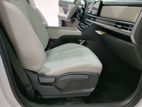 New 2026 Hyundai Santa Fe SE image 14