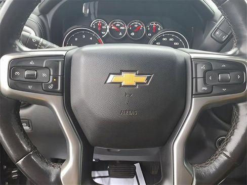 Used 2022 Chevrolet Silverado 3500 LTZ image 9