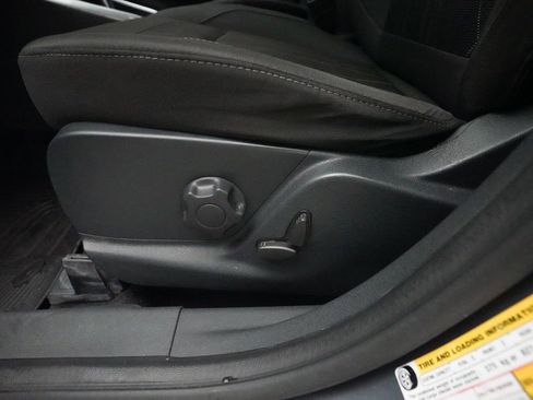 Used 2020 Ford EcoSport SE w/ Interior Protection Package FWD image 28