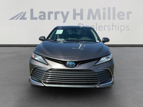 Used 2022 Toyota Camry XLE FWD image 8