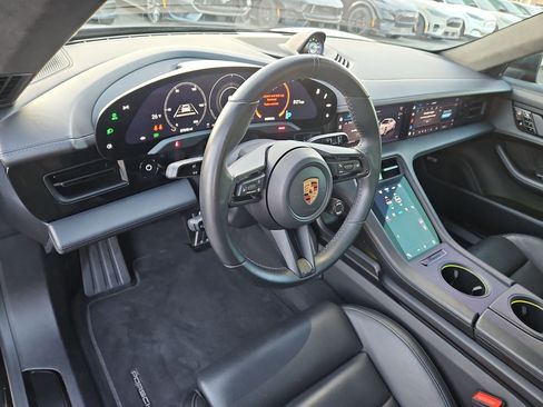 Used 2020 Porsche Taycan Turbo image 14