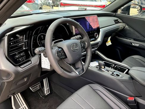 New 2026 Lexus TX 500h AWD image 8