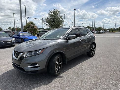 Used 2022 Nissan Rogue Sport SL AWD/4WD image 3