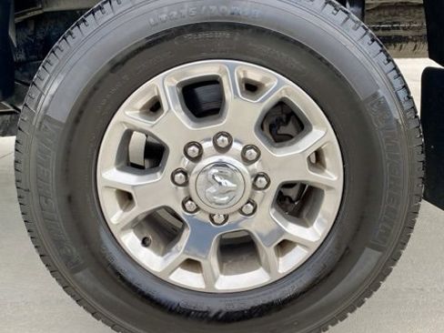 Used 2020 RAM 2500 Laramie image 9