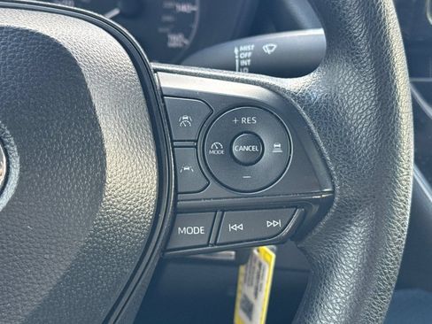 Used 2024 Toyota Corolla LE FWD image 37