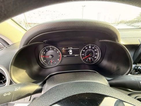 Used 2023 Kia Forte LXS w/ LXS Technology Package image 19