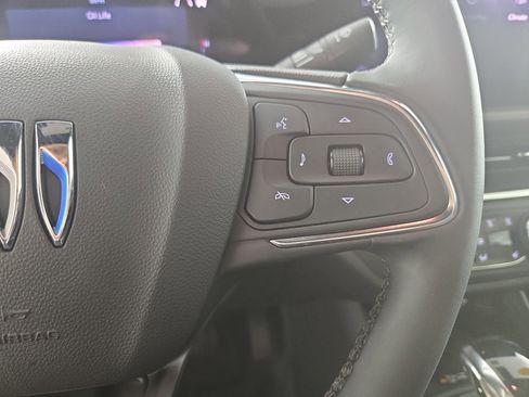 Certified 2025 Buick Envista Preferred w/ Convenience I Package image 16