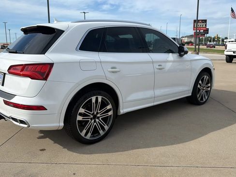 Used 2019 Audi SQ5 Premium w/ Convenience Package AWD/4WD image 18