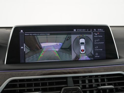 Used 2022 BMW 750i xDrive 750i xDrive image 27