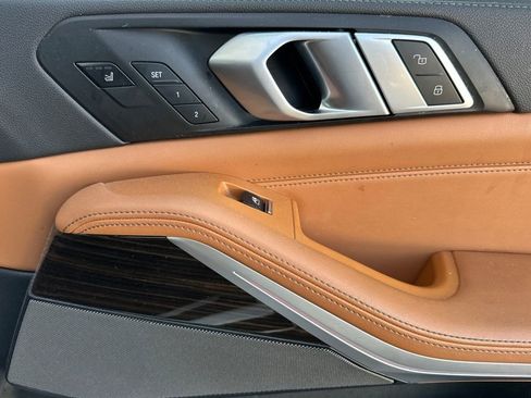 Used 2023 BMW X5 xDrive45e w/ Executive Package image 19