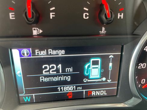 Used 2018 Chevrolet Malibu LT FWD image 13