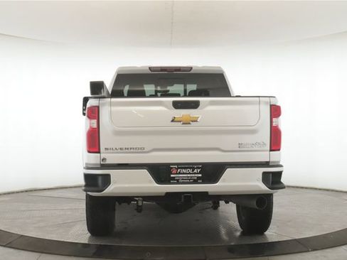 Used 2023 Chevrolet Silverado 2500 High Country image 11
