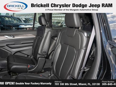 New 2025 Jeep Grand Cherokee L Limited image 18