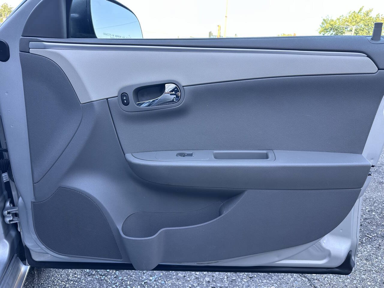 Used 2012 Chevrolet Malibu LS FWD image 28