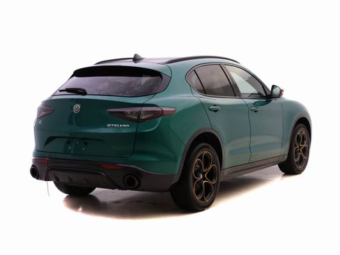 New 2025 Alfa Romeo Stelvio Sprint image 4