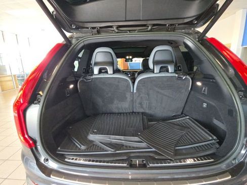 Used 2023 Volvo XC90 B6 Ultimate w/ Protection Package Premier image 25