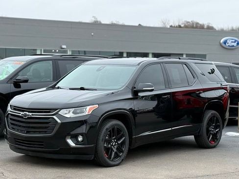 Used 2020 Chevrolet Traverse Premier w/ Redline Edition image 35
