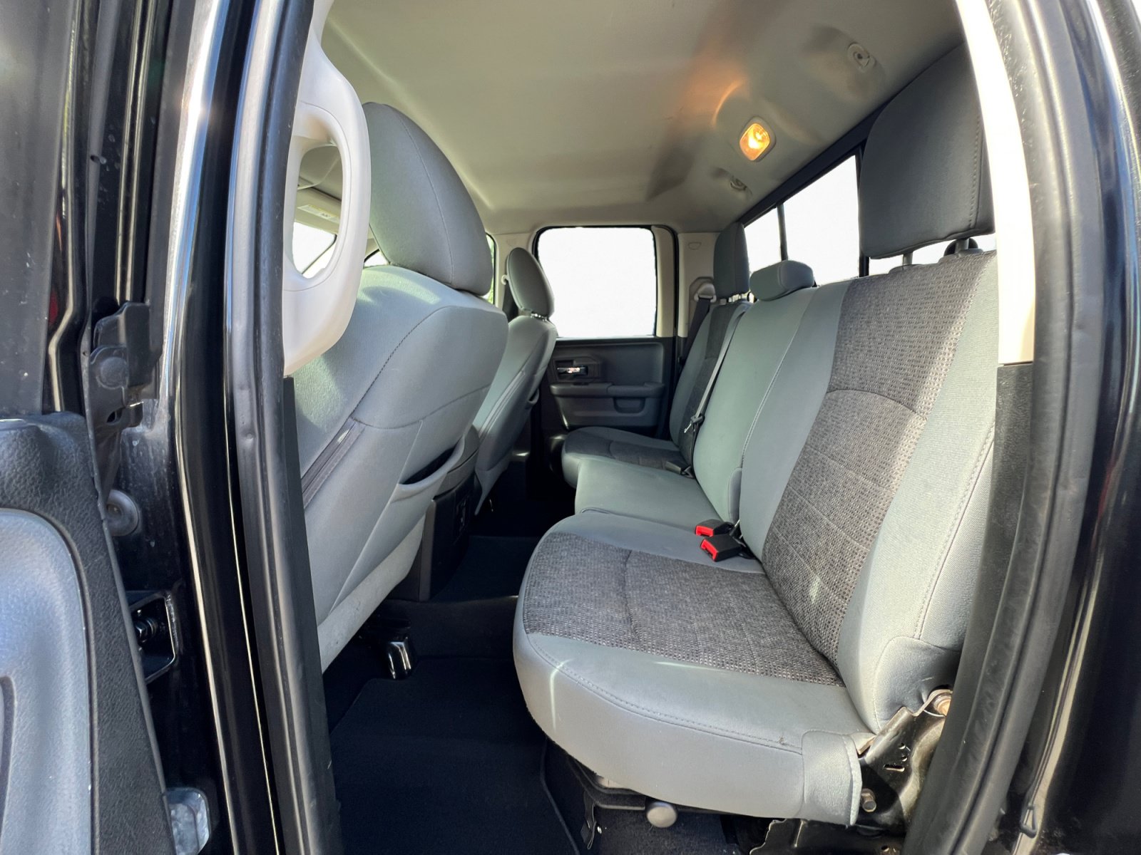 Used 2017 RAM 1500 Big Horn RWD image 10