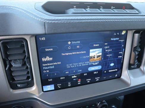 New 2025 Ford Bronco Outer Banks w/ Sasquatch Package image 5