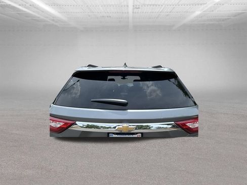 Used 2019 Chevrolet Traverse LT w/ LT Premium Package AWD/4WD image 3
