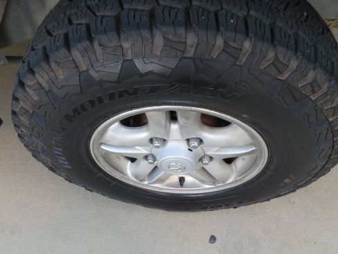 Used 1999 Lexus LX 470 4WD image 30