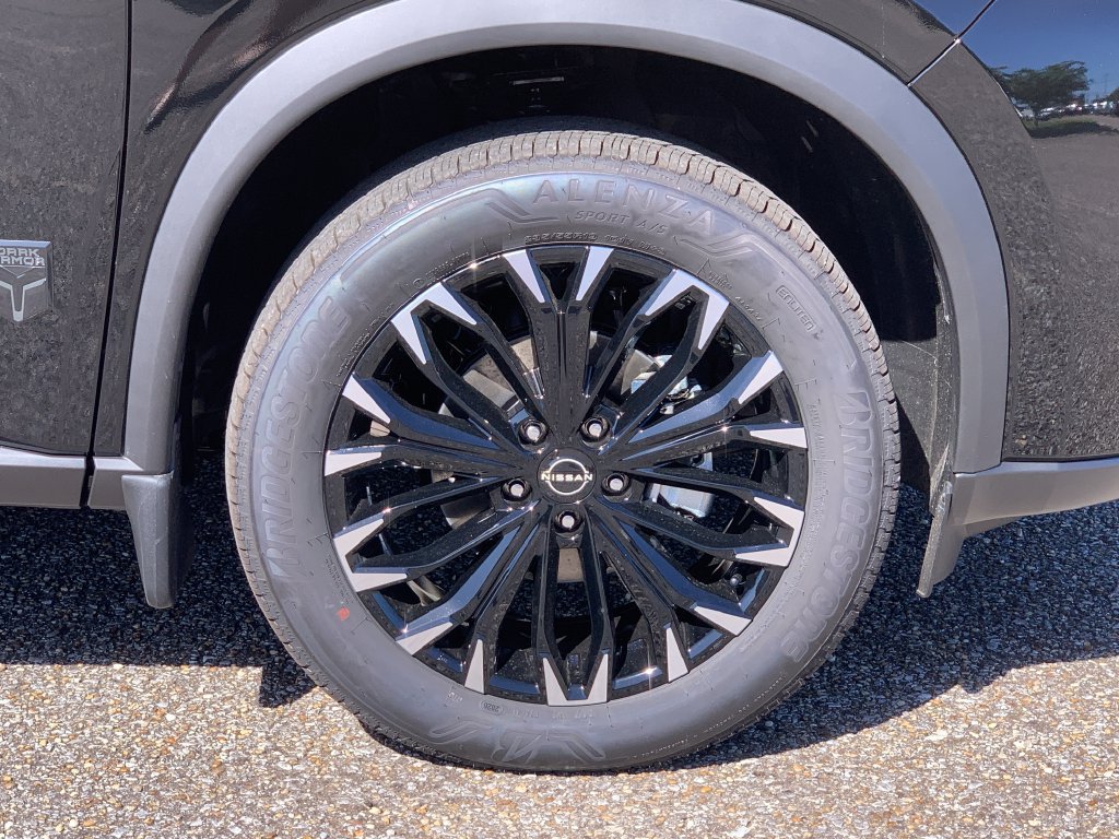 New 2026 Nissan Rogue Dark Armor FWD image 6