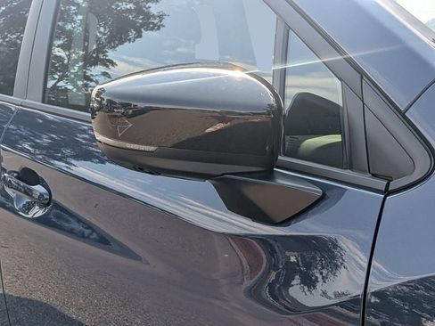 Certified 2025 Subaru Ascent Bronze Edition AWD/4WD image 10