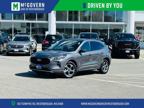 Used 2023 Ford Escape ST-Line w/ Tech Pack #1 AWD/4WD image 1