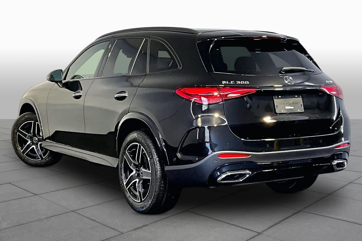 New 2026 Mercedes-Benz GLC 300 4MATIC image 3
