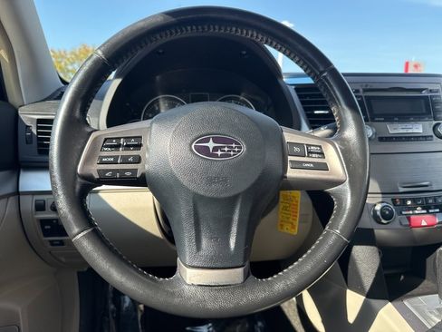 Used 2013 Subaru Legacy 2.5i Premium w/ All-Weather Pkg image 10