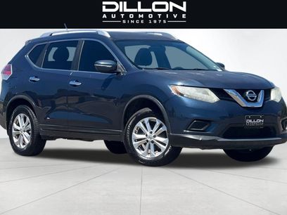 Used 2015 Nissan Rogue SV