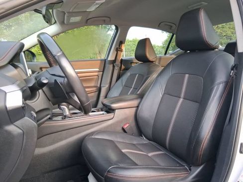 Used 2024 Nissan Altima 2.5 SR FWD image 12