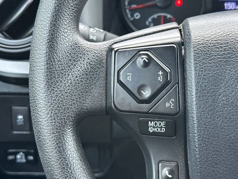 Used 2020 Toyota Tacoma SR image 23