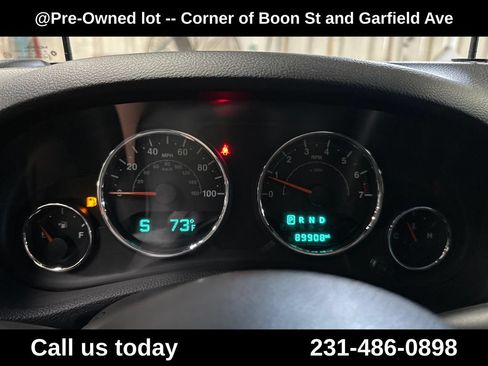 Used 2017 Jeep Wrangler Unlimited Rubicon w/ Connectivity Group AWD/4WD image 23