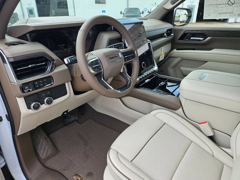 New 2026 GMC Yukon XL Denali RWD image 10